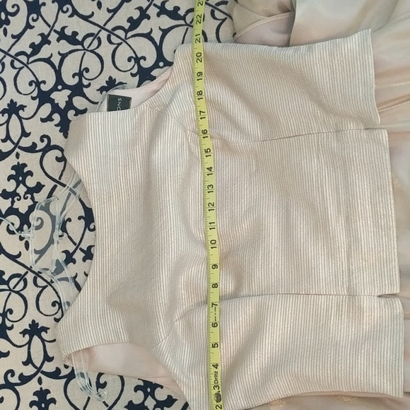 Gold formal gown - Picture 6 of 7